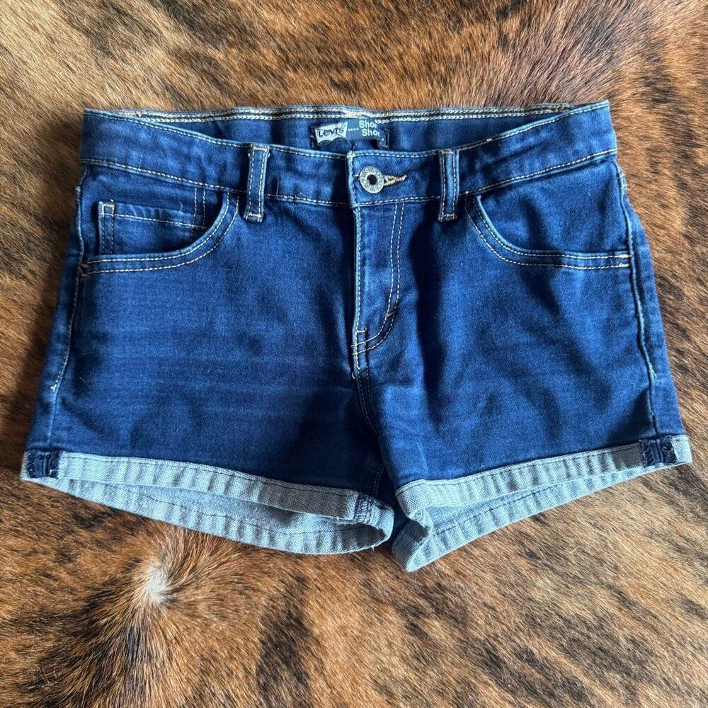 Levi’s Low Rise Denim Stretchy Booty Shorts With Cuff Size 26 Blue